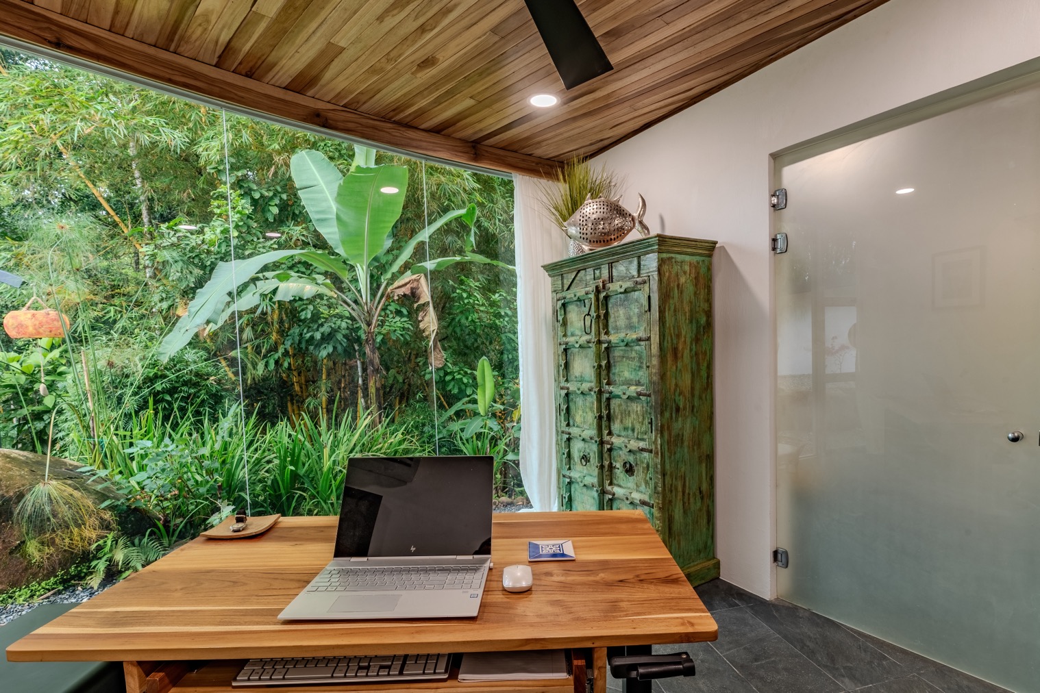 The Glass House: A Luxury Home for Sale in Ojochal, Costa Rica selected