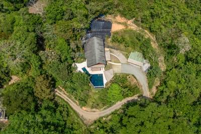 4-Bedroom Luxury Ocean-View Villa in Exclusive Gated Community image 4