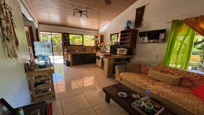 2 Bedroom Secure & Private Walk To River Home With Dip Pool!!! image 5