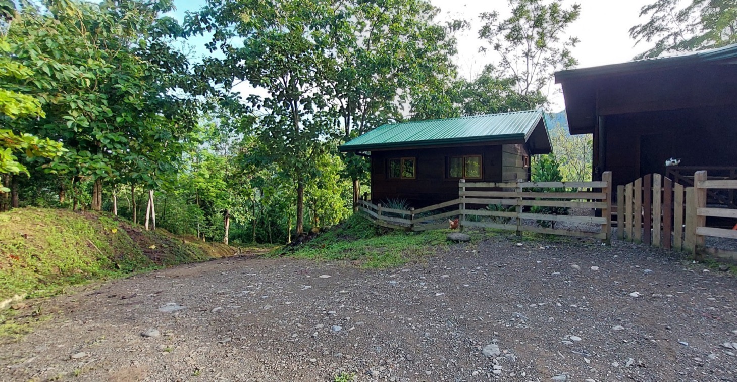 Rustic Elegance in the Heart of Nature – Tres Ríos Mountain Retreat with Expansion Potential selected