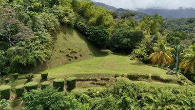 Expansive Oceanview Estate Lot in Uvita image 1