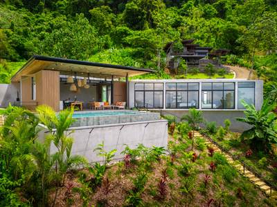 Sleek Modern Retreat with Ocean and Mountain Views in Ojochal image 2