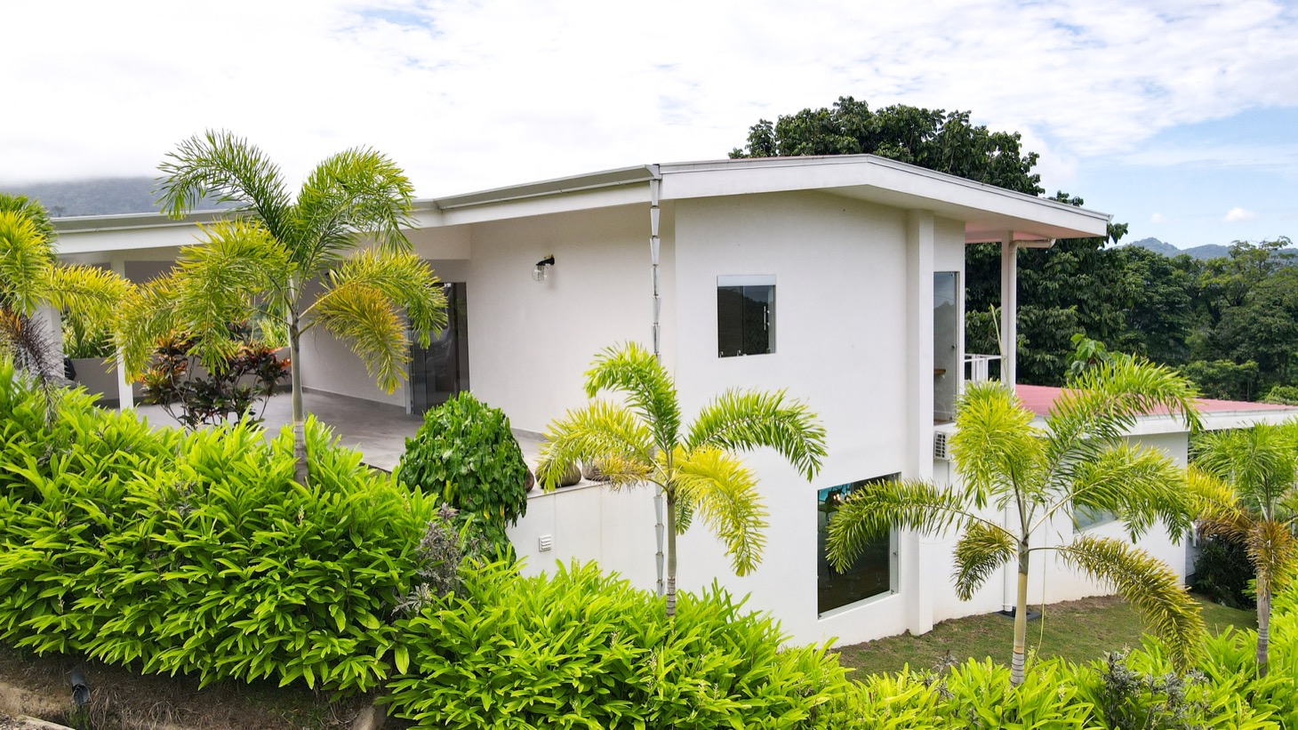 3 Bedroom House with Ocean View in Gated Community selected