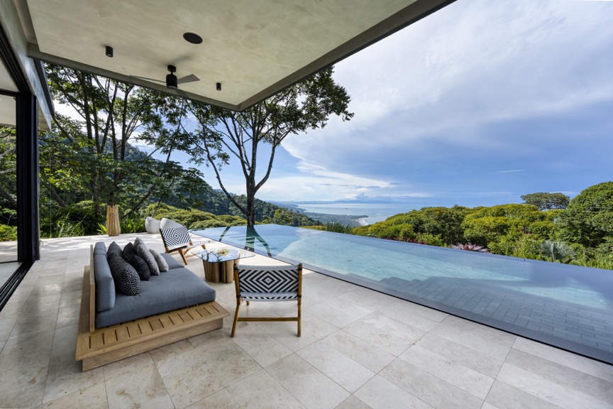 Modern Architectural Masterpiece in Costa Rica’s Southern Pacific selected