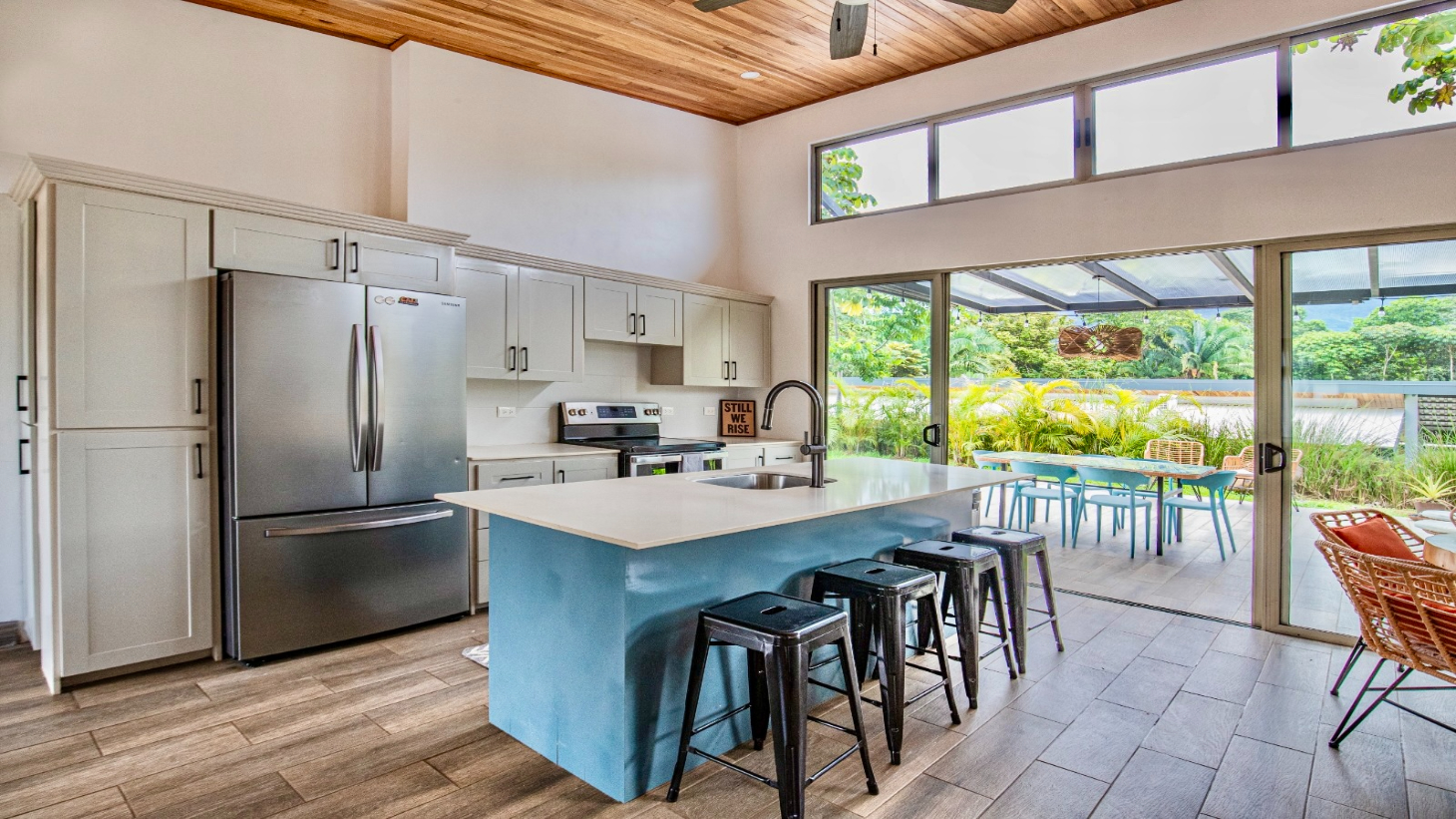 Mountain View 3 Bedroom Home in Toucan Gated Community selected