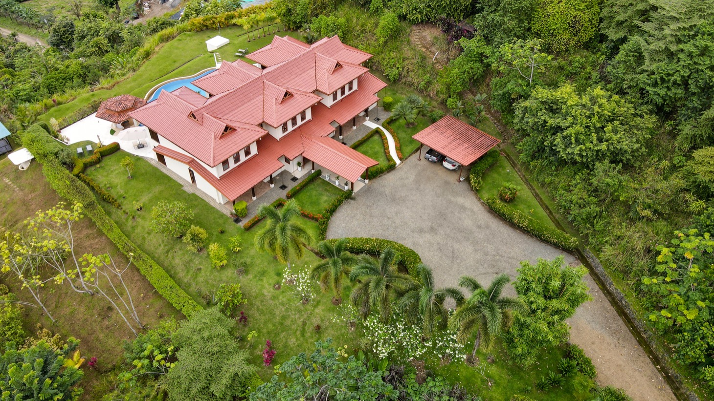 Luxury Ocean View Estate in Ojochal, Costa Rica — 6-Suite Home with Infinity Pool, Ideal for Wellness Retreats or Boutique B&B selected