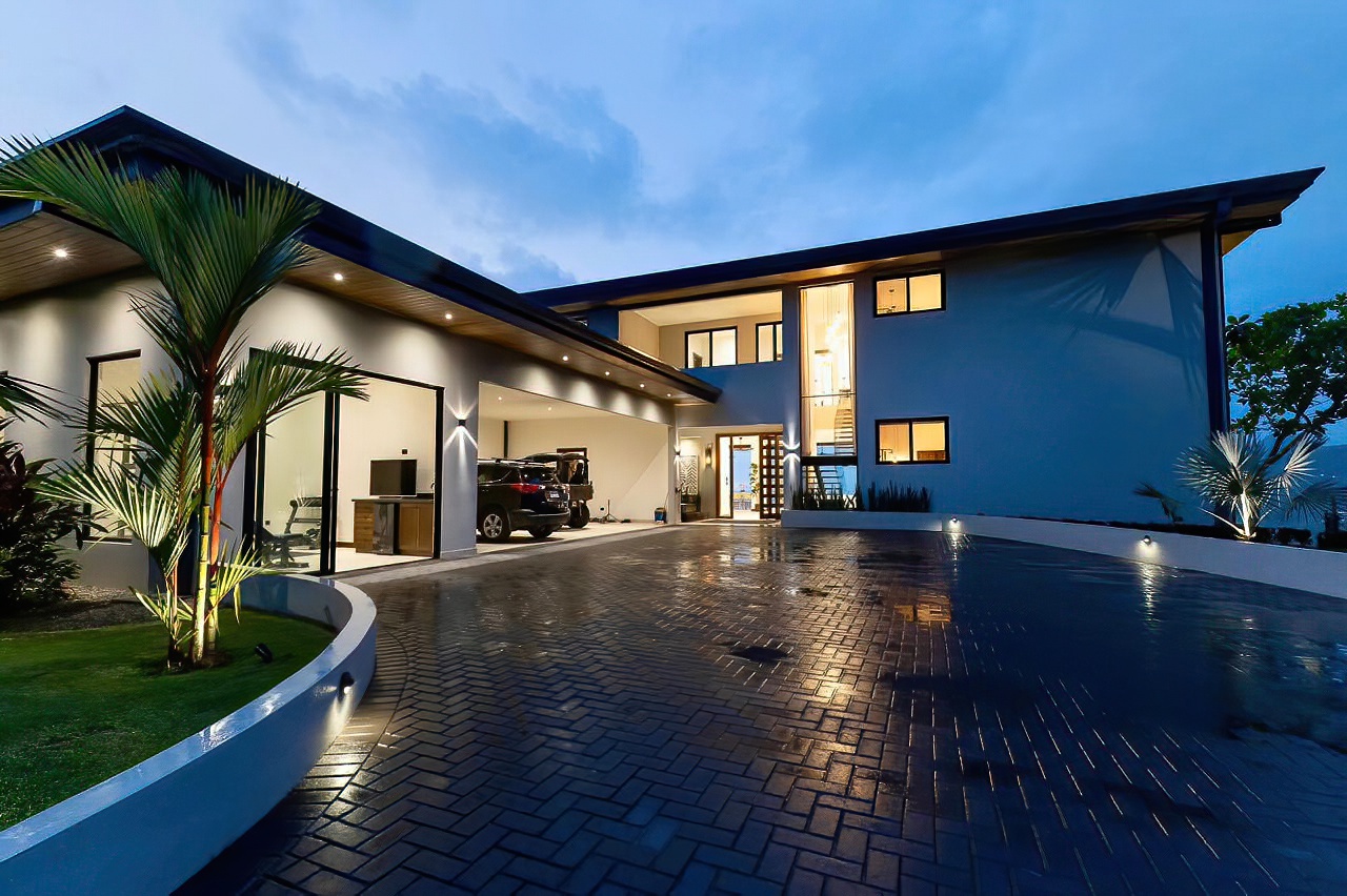 Luxurious 5-Bedroom Estate with Infinity Pool and Sweeping Coastal Views selected