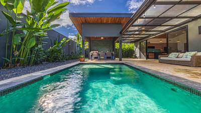 Modern 3-Bedroom Home for Sale in Uvita image 3