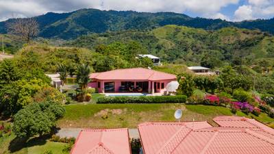 Spectacular Three-Bedroom Ocean View Retreat in Exclusive Chontales image 2