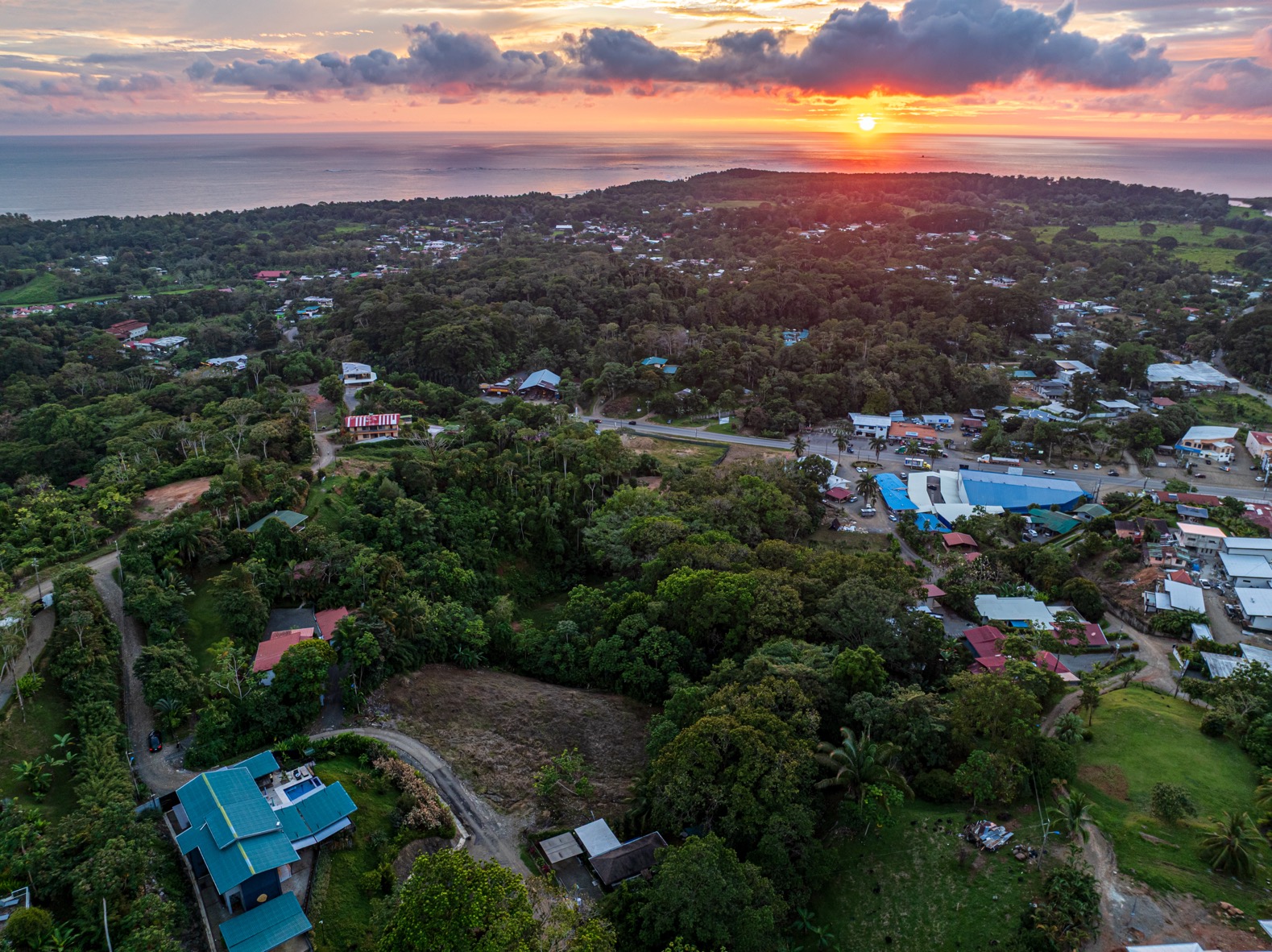 Modern Villa with Infinity Pool, Rancho & Expansion Potential in Prime Uvita Location selected