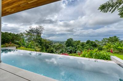 Private Tropical Sanctuary Home in Phase 10 Ojochal, Costa Rica image 3