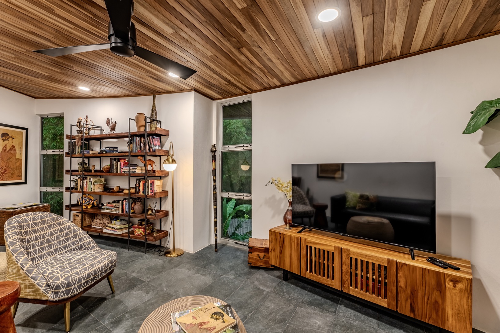 The Glass House: A Luxury Home for Sale in Ojochal, Costa Rica selected