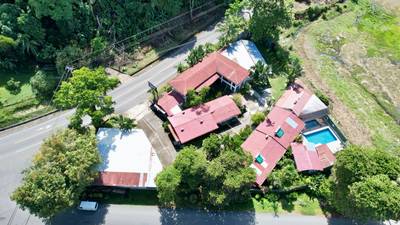 Turnkey Hotel With 24 Rooms, Pools & Restaurant - Prime Location in Golfito image 4
