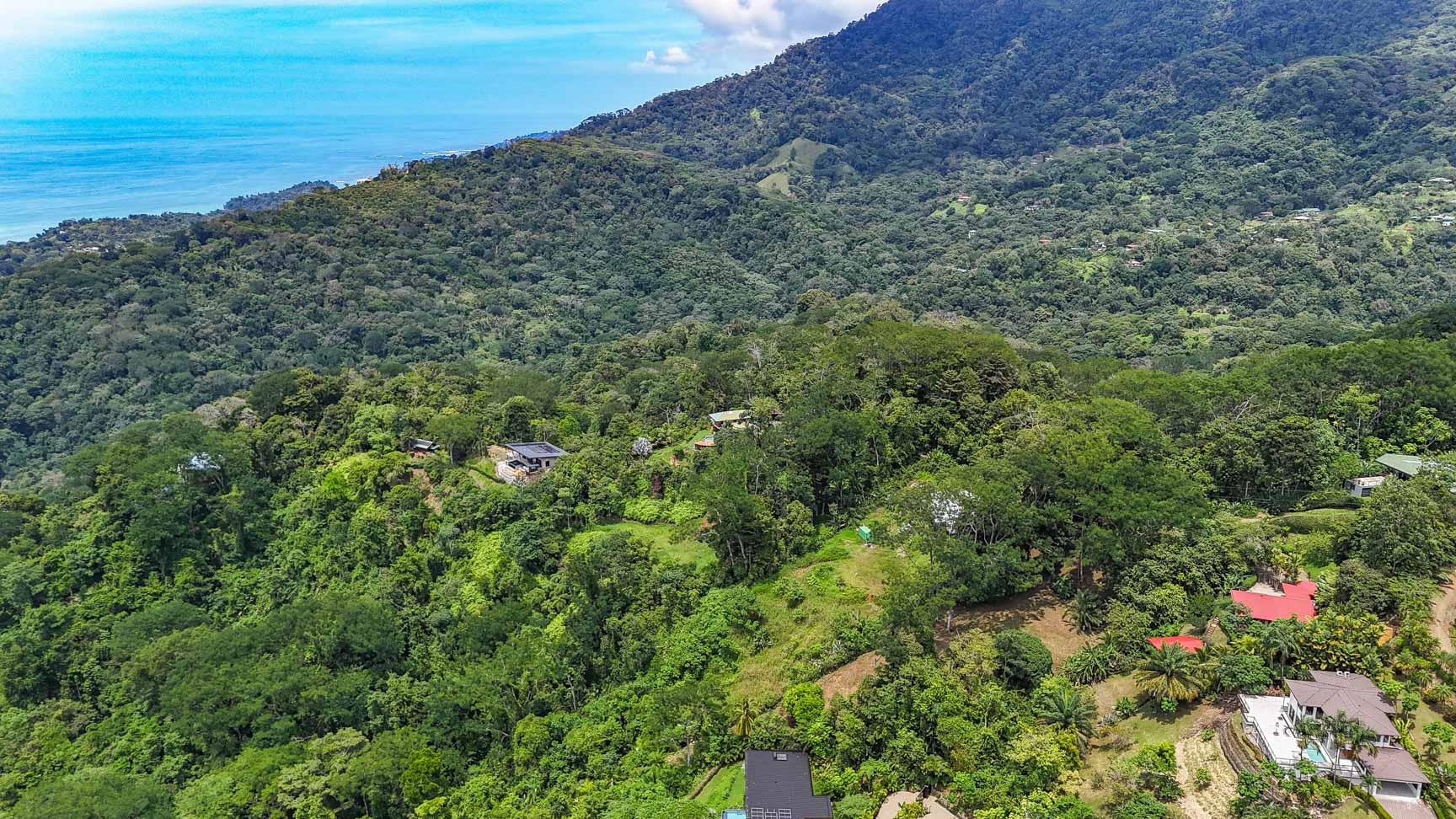 Large Uvita Lot with Whale’s Tail Ocean Views, Sunsets & Legal Water – Ready to Build selected