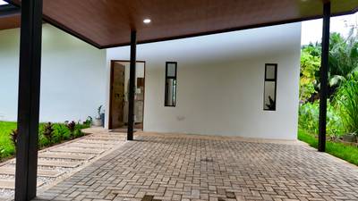 Modern Tropical Living in Uvita – Turn-Key 3-Bedroom Villa in Jardines del Morete image 4
