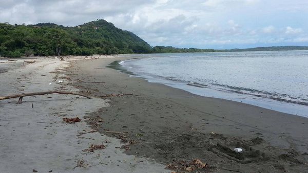 Tortuga Beach Ojochal Costa Rica