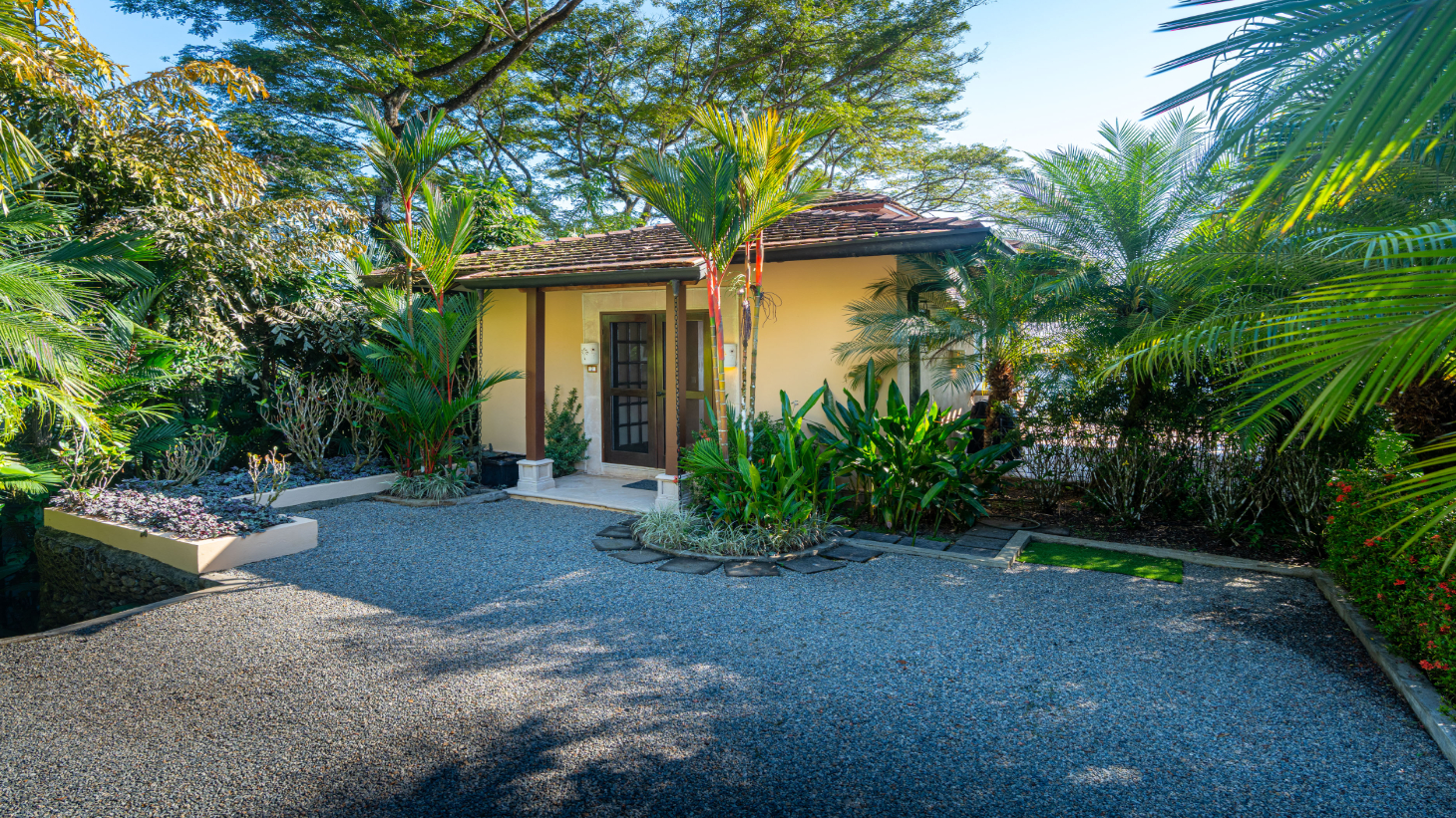 Canto Del Mar, Villa 3, Front Ridge Full Sunset Ocean and Jungle Views! selected