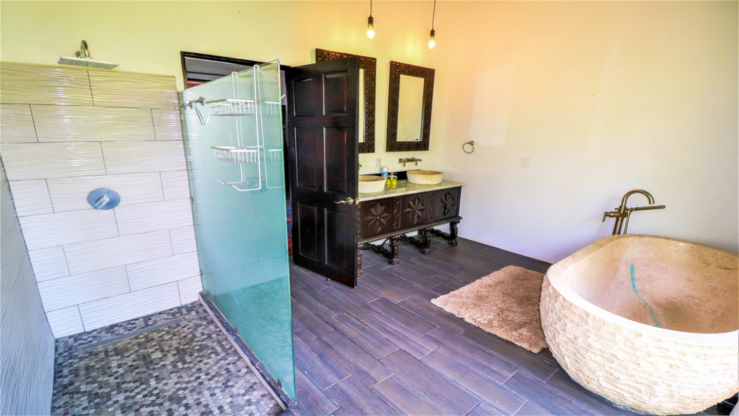 3 Bedroom Home With Ocean View Near Ojochal Tres Rios selected