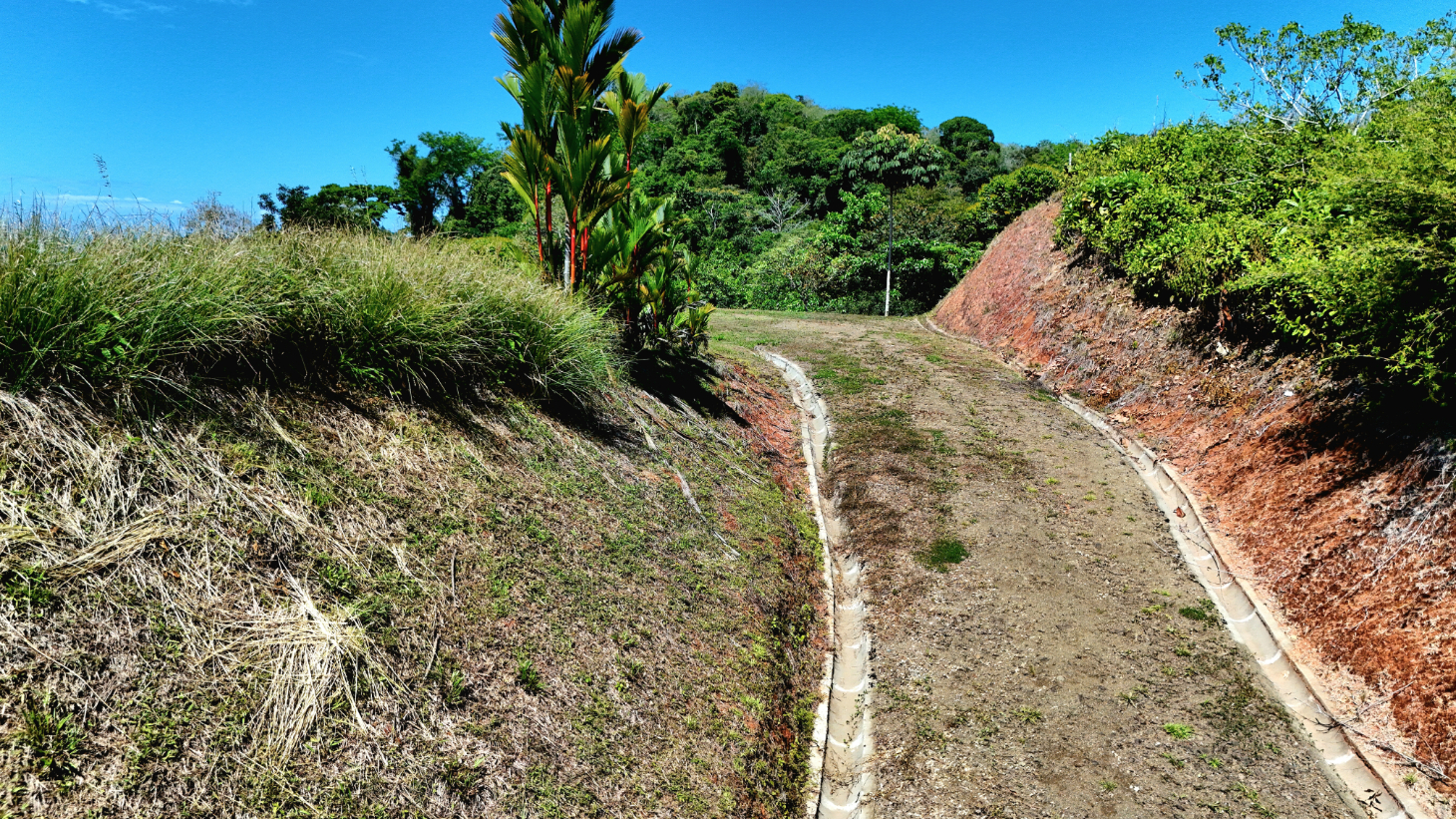 Ocean View Property with River & Waterfall Access – Tres Ríos de Osa selected