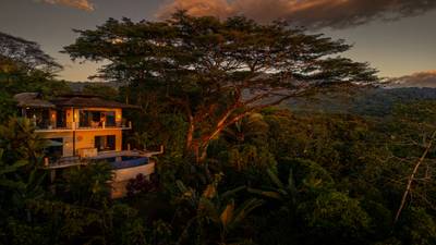 Canto Del Mar, Villa 3, Front Ridge Full Sunset Ocean and Jungle Views! image 4