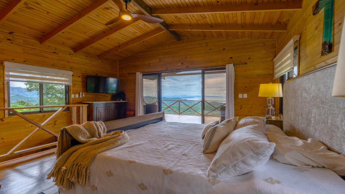 Luxury Ocean-View Estate with Infinity Pool, Main House & Guest House, Ojochal selected