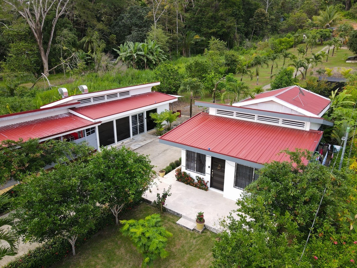 Commercial Opportunity With Restaurant, Home and Plenty Of Building Areas selected