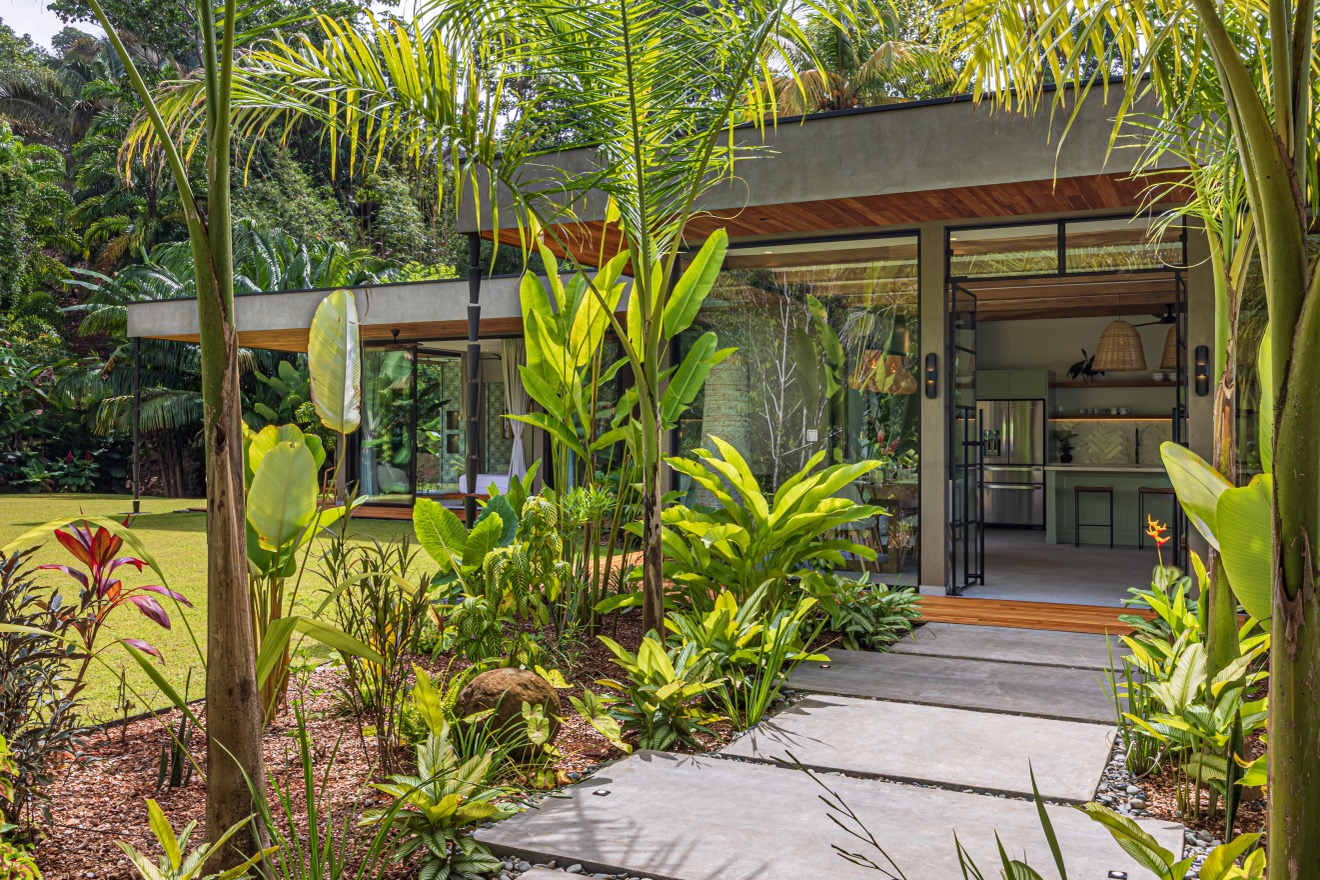 Casa Köbö – A Masterpiece of Design, Nature, and Tranquility in Playa Hermosa selected