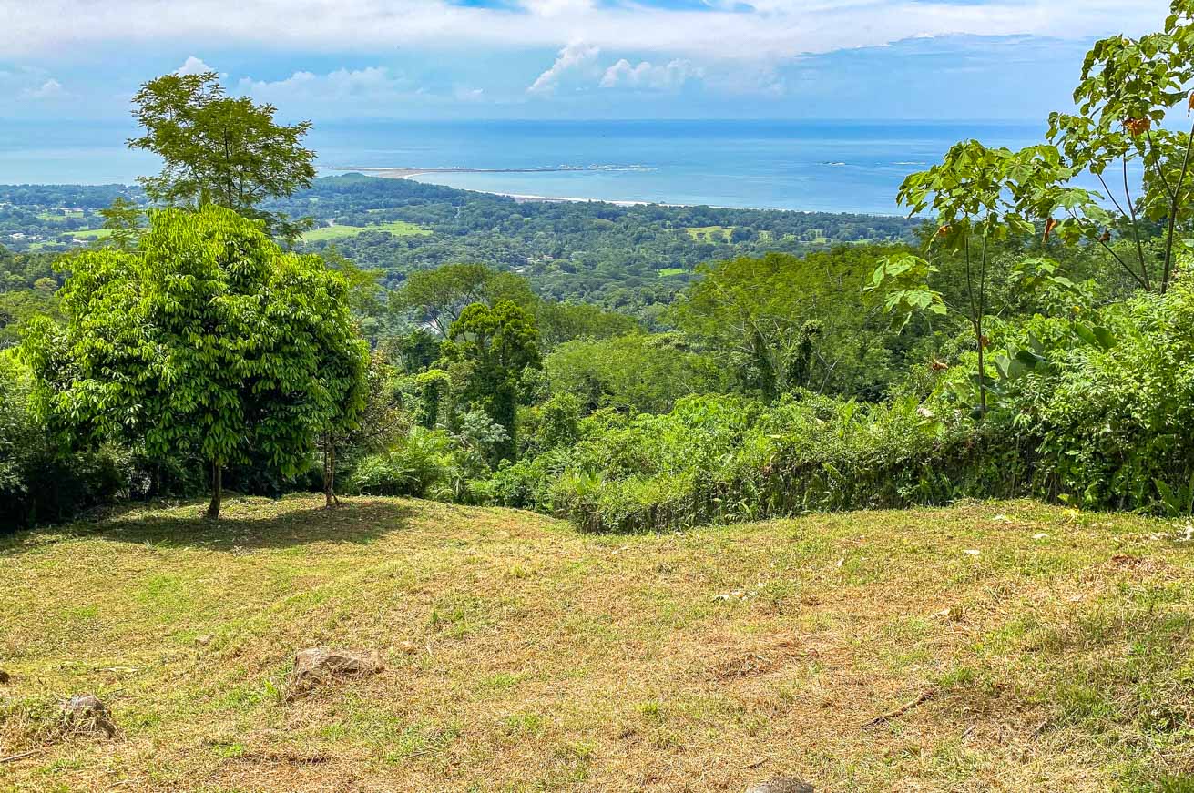 Large Uvita Lot with Whale’s Tail Ocean Views, Sunsets & Legal Water – Ready to Build selected