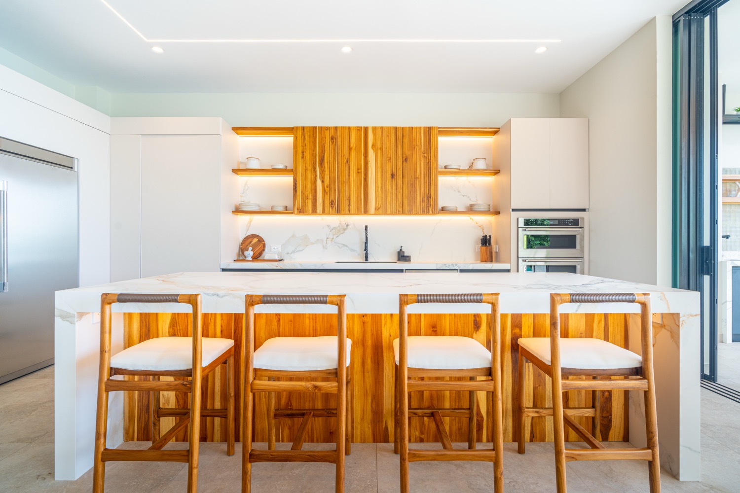 Luxury 5-Bedroom Estate with Panoramic Pacific Ocean & Jungle Views selected