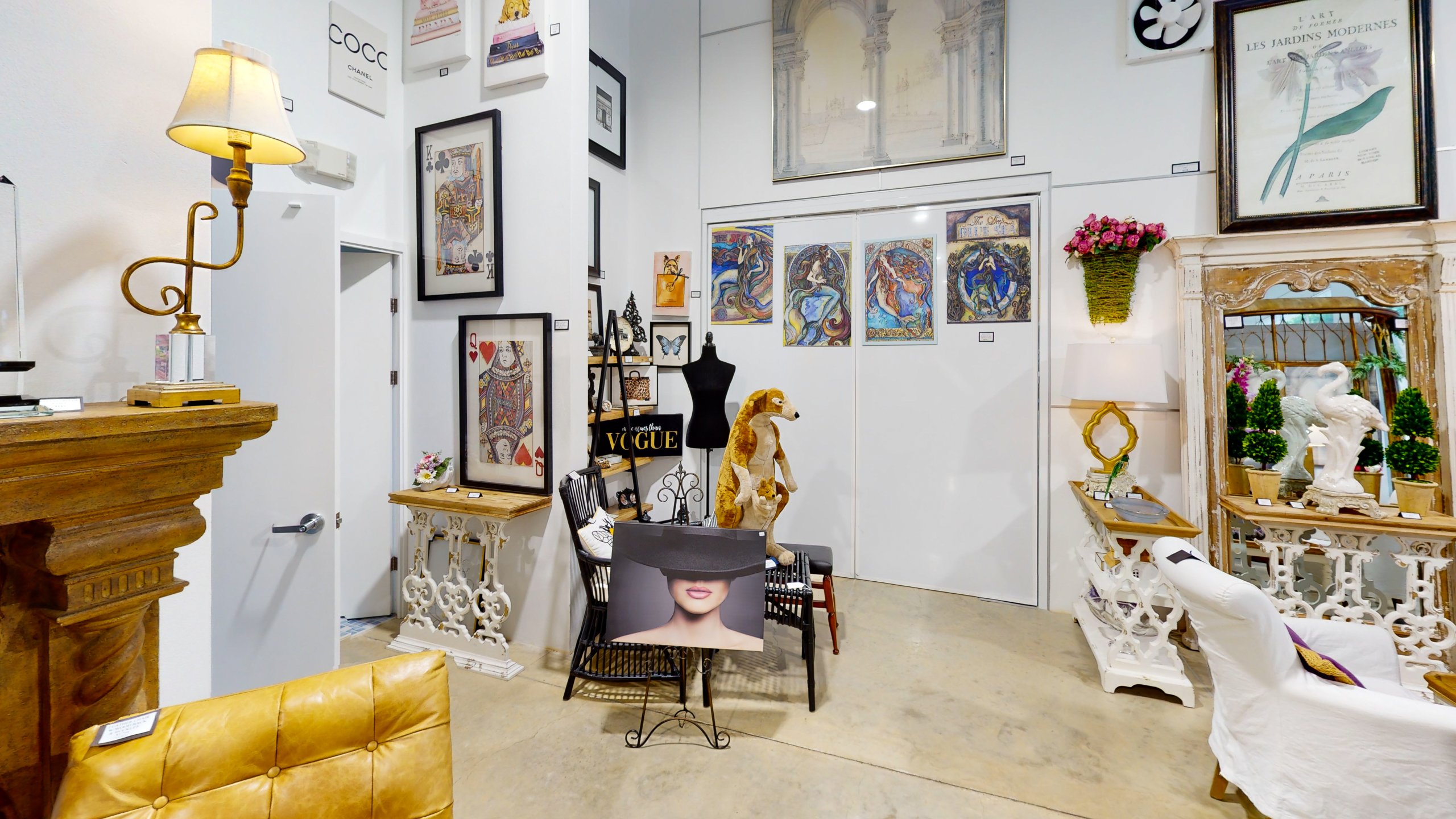 High Income-Generating Retail Business For Sale Near Ojochal, Costa Rica selected