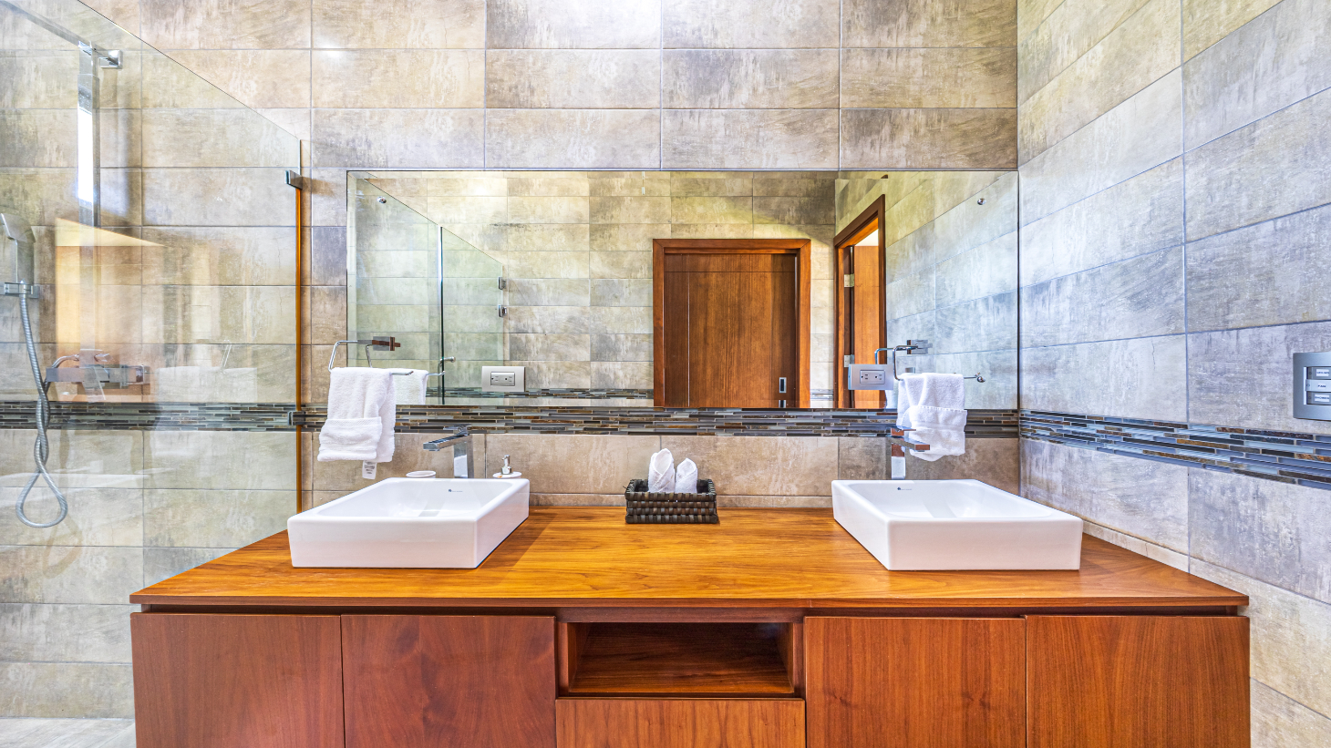 Elegant Tropical Villa Steps from Playa Hermosa – Gated Community selected