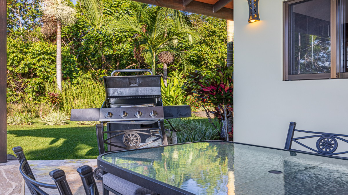 2 ACRES – 2 Bedroom Whales Tale Ocean View Home In Costa Verde Estates Gated Community selected