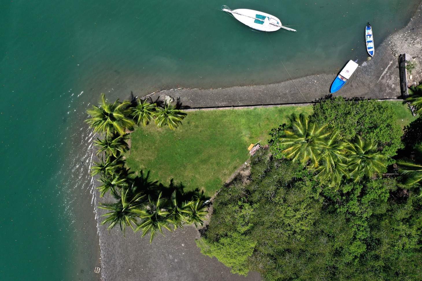 One of Kind Ocean Front Golfito Marina Property