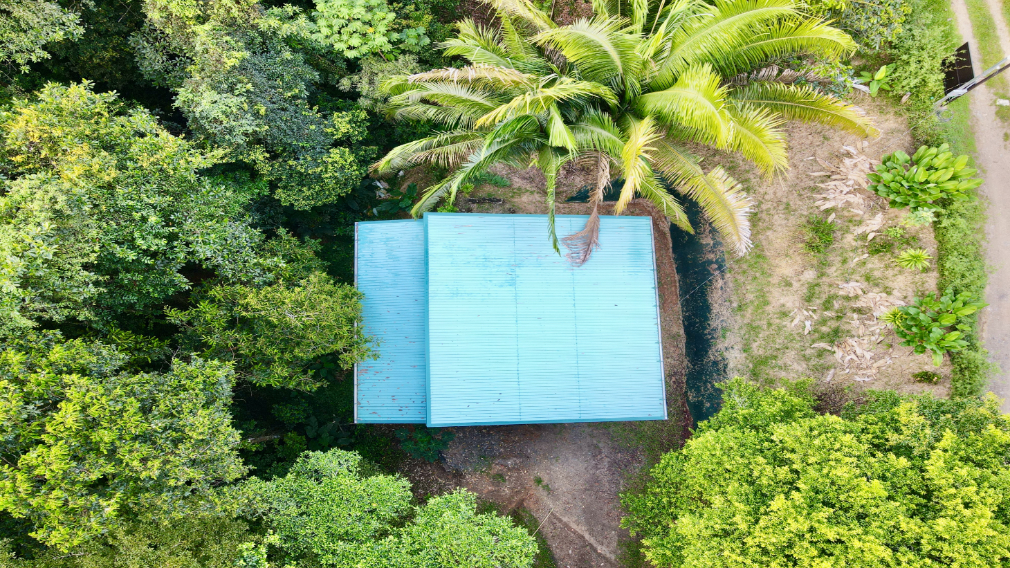 Private River Side Home Only Minutes From The Beach selected