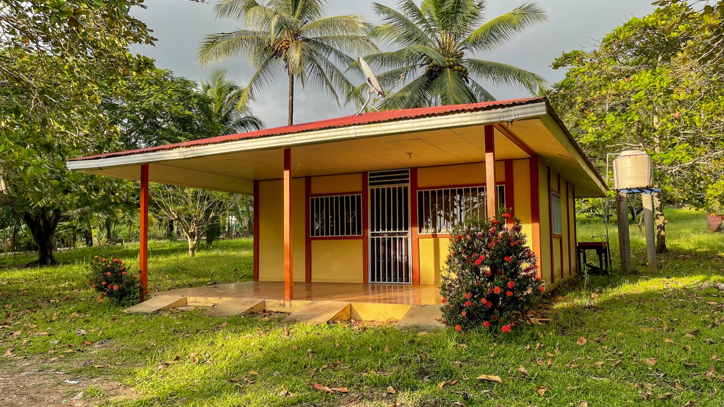 Prime Commercial & Development Opportunity in Hatillo, South Pacific Costa Rica selected