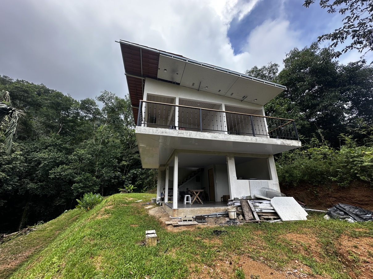 Fixer-Upper with Stream, Forest Views, and Investment Potential in Playa Hermosa selected