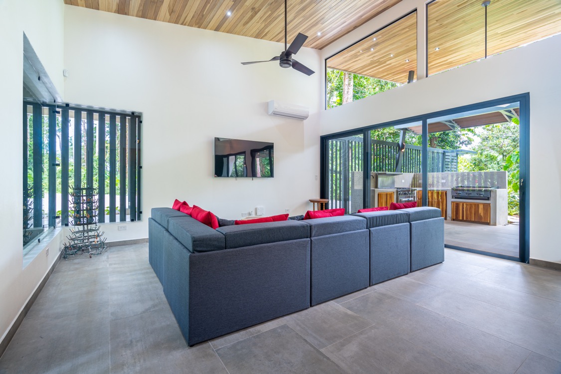 Casa Selva Vida – A Vision of Luxury Living in the Heart of Uvita selected