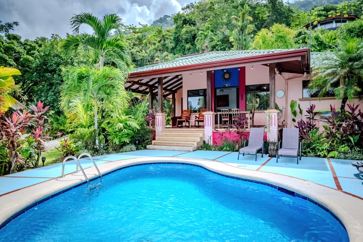 Dual-Income Opportunity Surrounded by Jungle Paradise in Escaleras selected