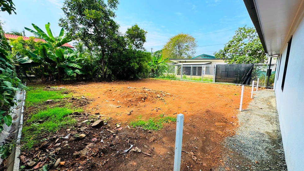 Exceptional Commercial Opportunity in Downtown Uvita selected