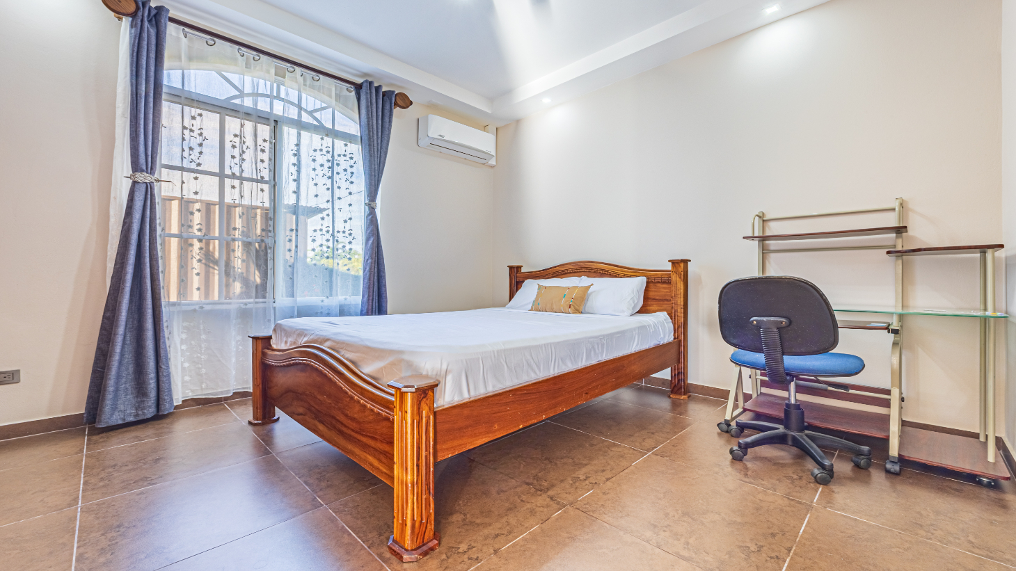 5-Bedroom Residence in Prime Uvita Location selected