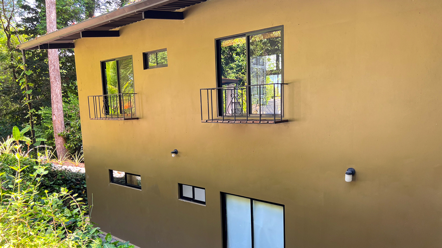 Rainforest Retreat with a Forested Setting and Good Rental History in Lagunas selected