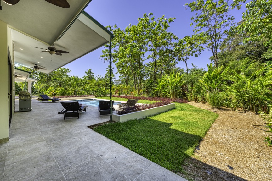 Casa del Bosque — A Modern Jungle Retreat in the New Tulpá Ridge Community, Matapalo selected