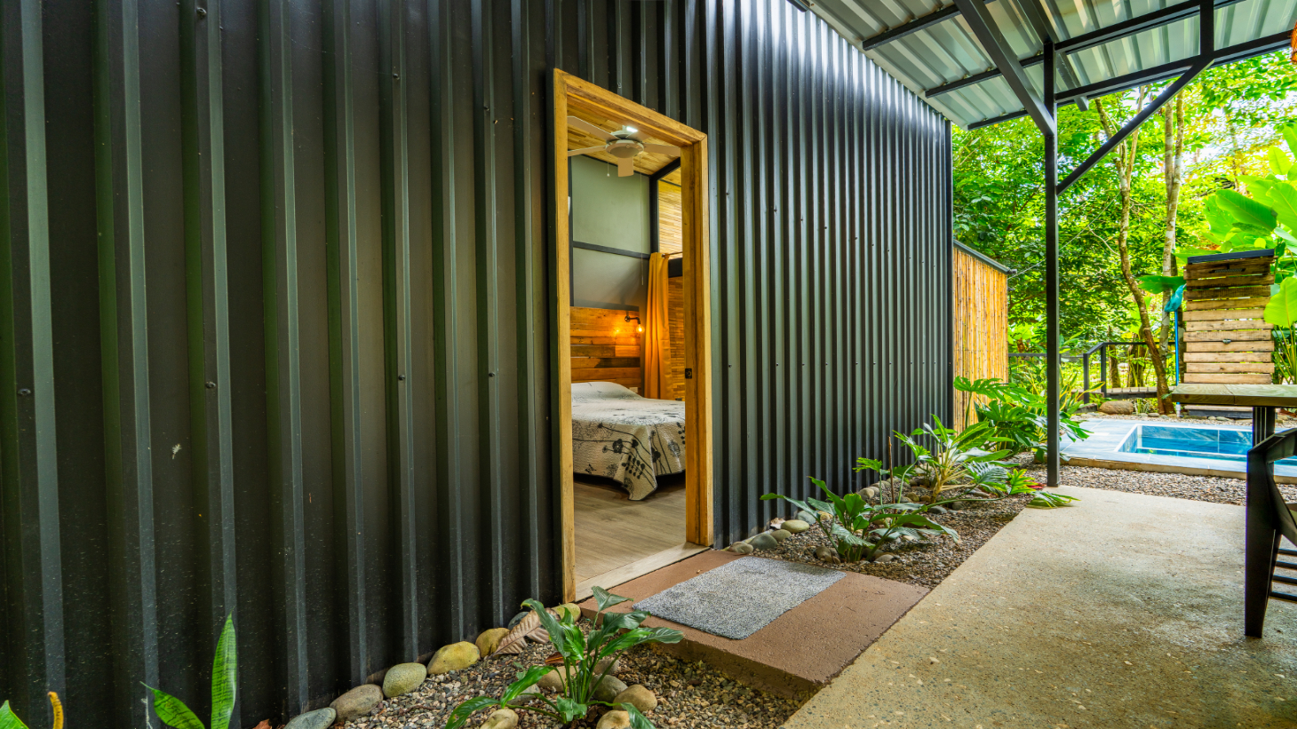 Turn-Key Luxury Boutique Jungle Bungalows + Build-Ready Expansion site – Profitable Airbnb in Ojochal selected