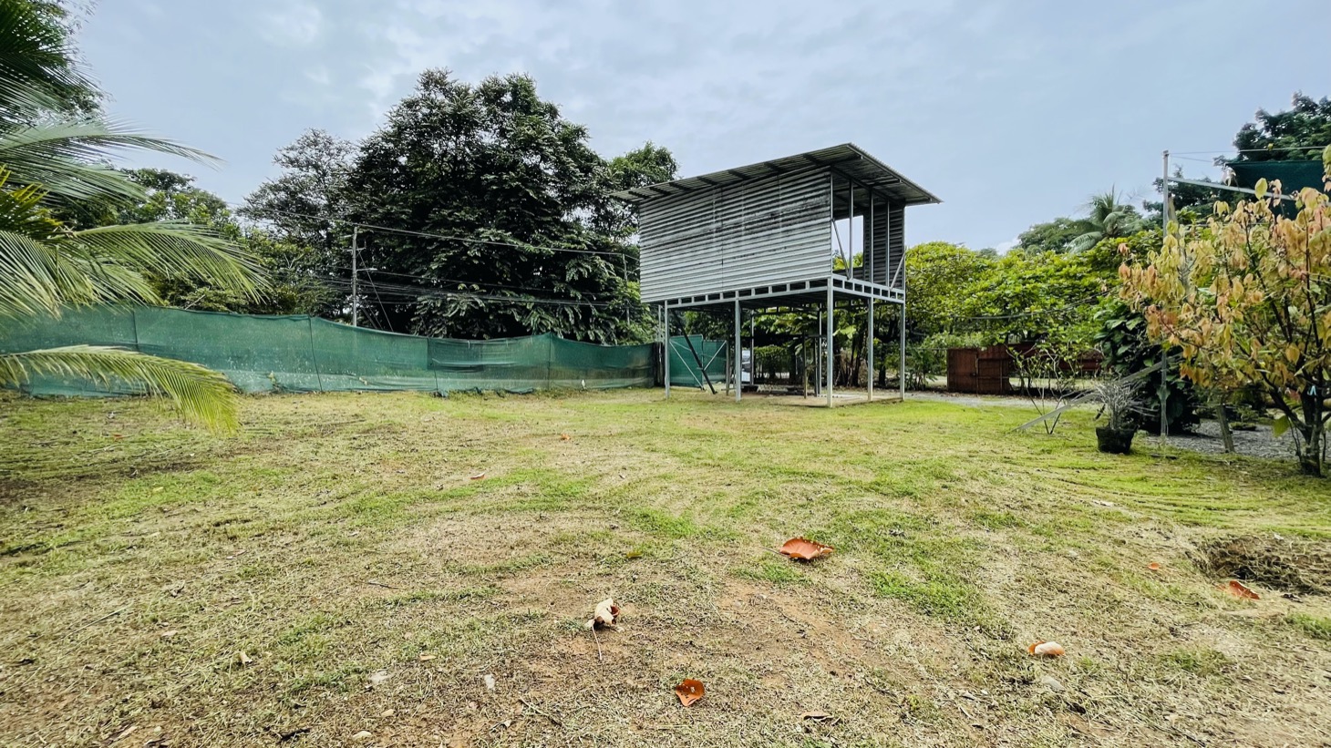 Dream Location – Prime Beach Lot in Bahía selected