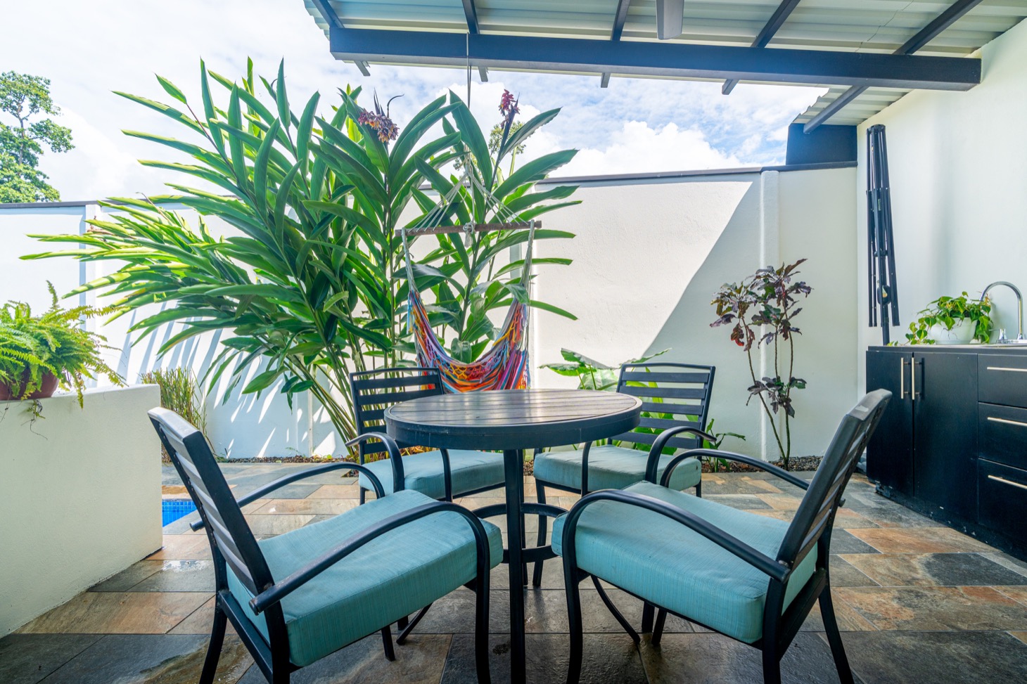 Charming Home Near Uvita’s Whale Tail Beach — Comfort, Privacy, and Rental Potential selected