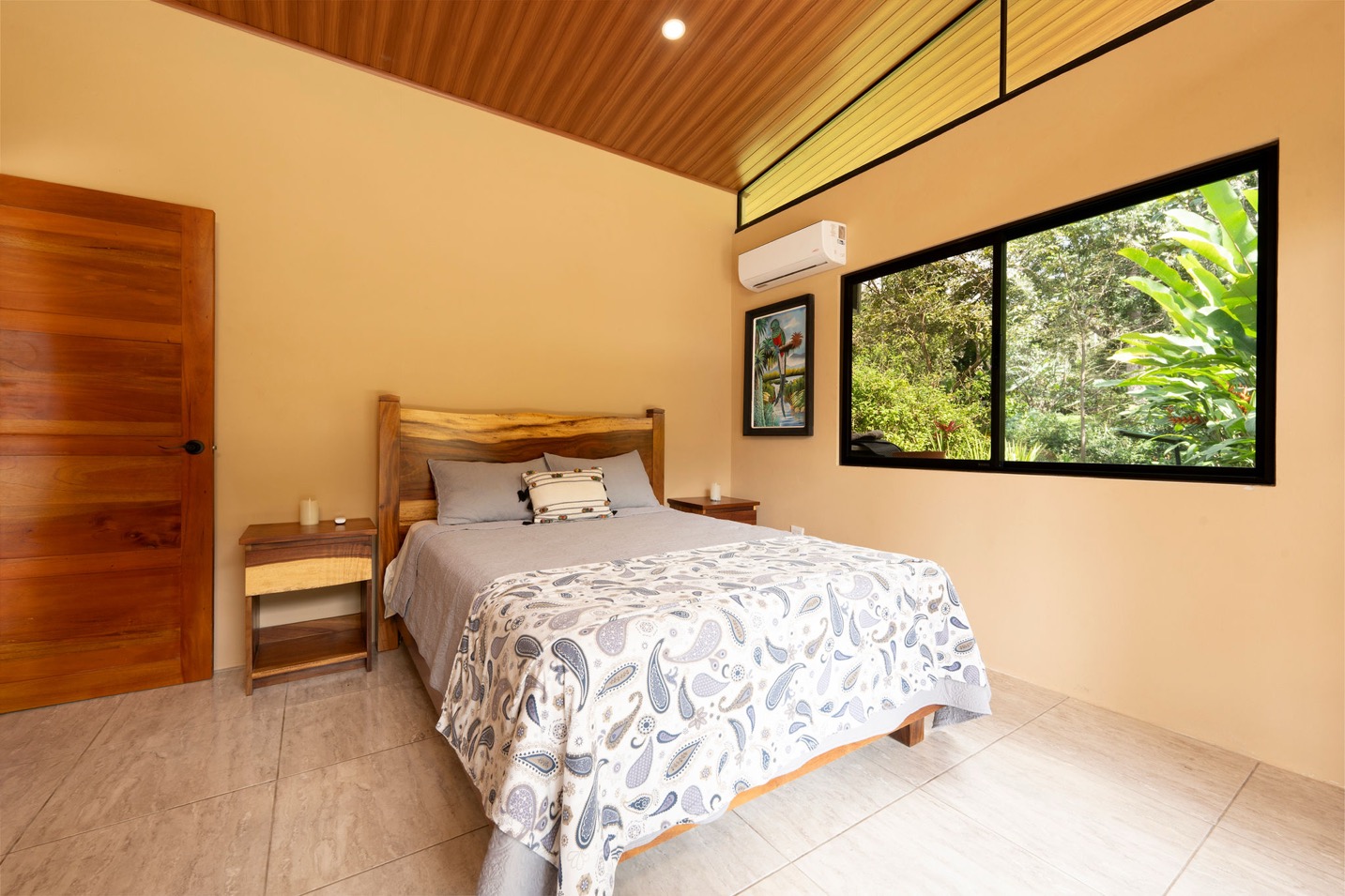 Two Modern Homes with Mountain View, Creek Access, and Multiple Building Sites in Tumbas, Tinamastes selected