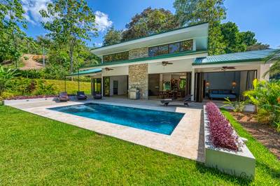 Casa del Bosque — A Modern Jungle Retreat in the New Tulpá Ridge Community, Matapalo image 1