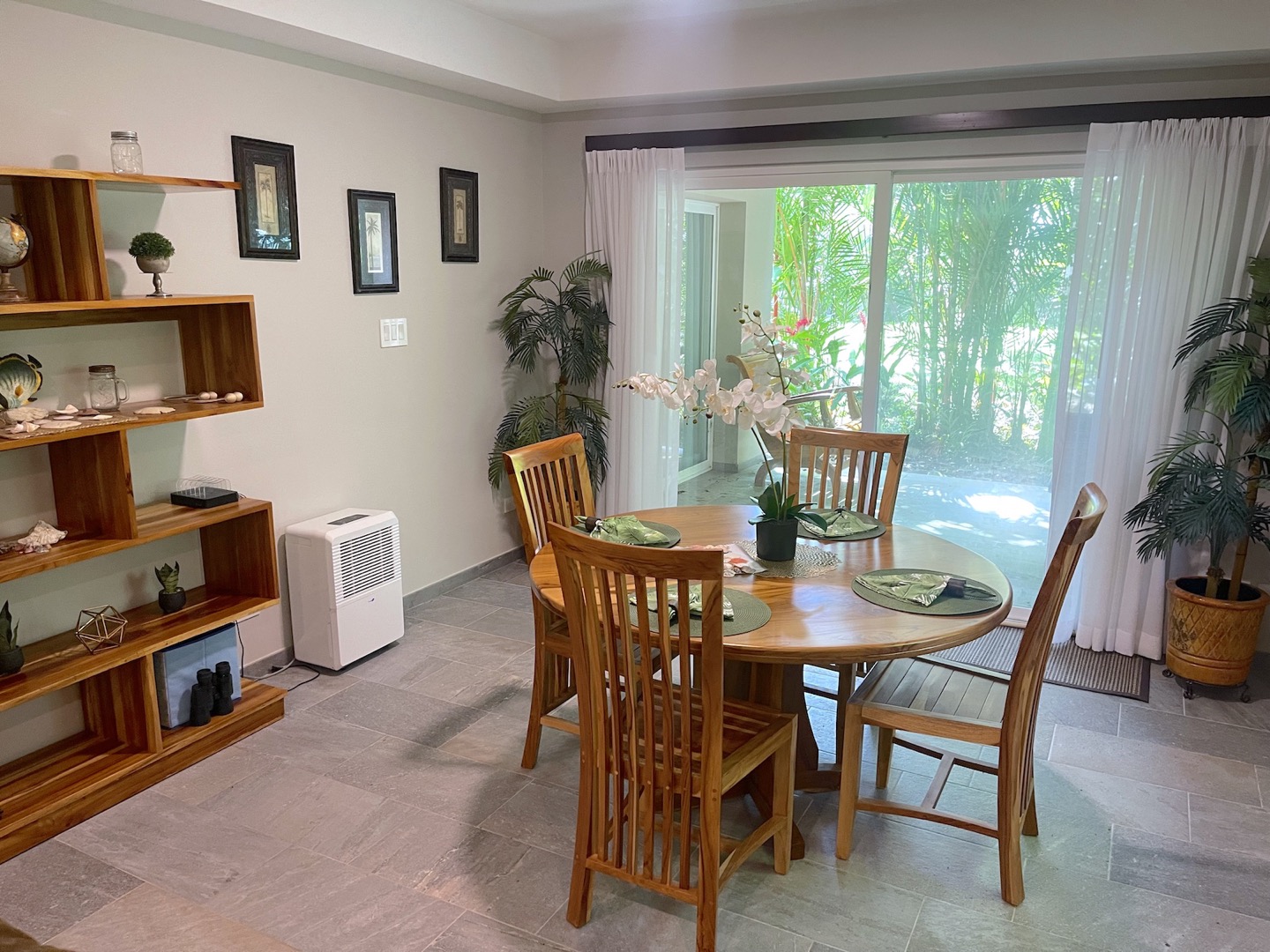 Elan Ground Floor 2-Bedroom Condo with Beach Access selected