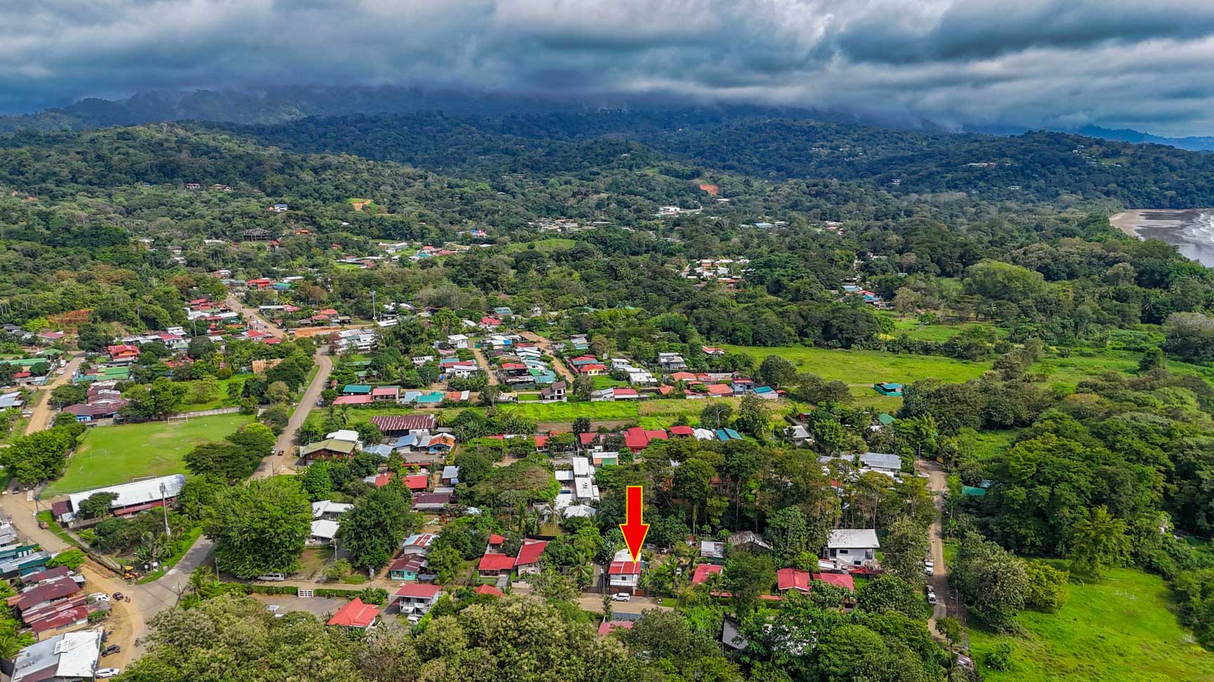 High-Demand Investment Property in Prime Uvita Location – 3-Bed Tropical Home Just 700 Meters from the Beach selected