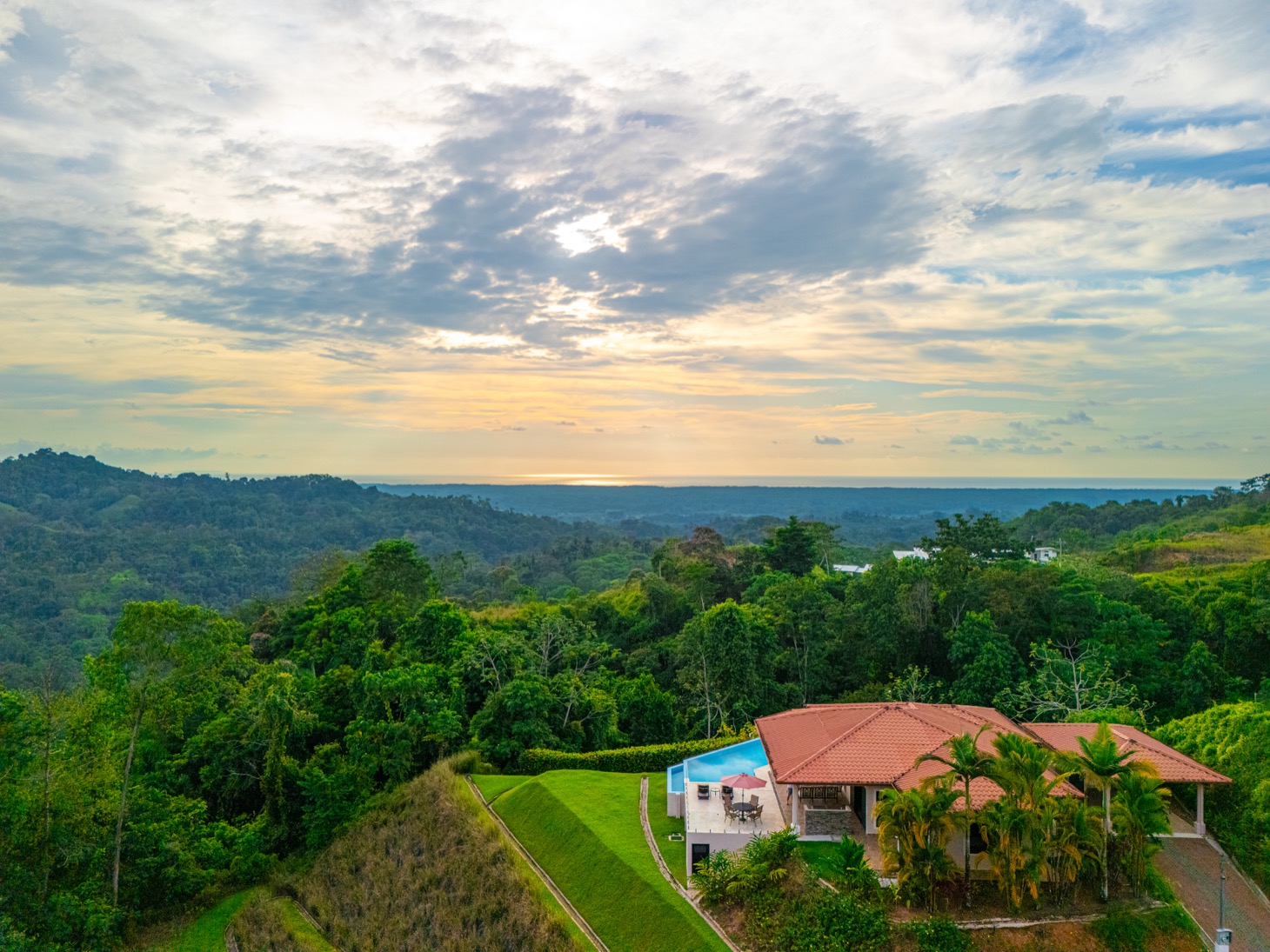 Oceanview Oasis House: Private Waterfall, Infinity Pool & Jungle Trails in Gated Costa Rica Community selected